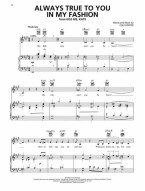 Broadway Classics - Women's Edition (noty na klavír, zpěv, akordy)