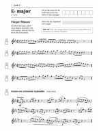 Paul Harris: Improve your scales! Clarinet Grades 4-5 - New Edition (noty na klarinet)